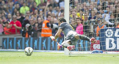 برافو يغيب عن مباراتي باراجواي وبوليفيا لأسباب شخصية